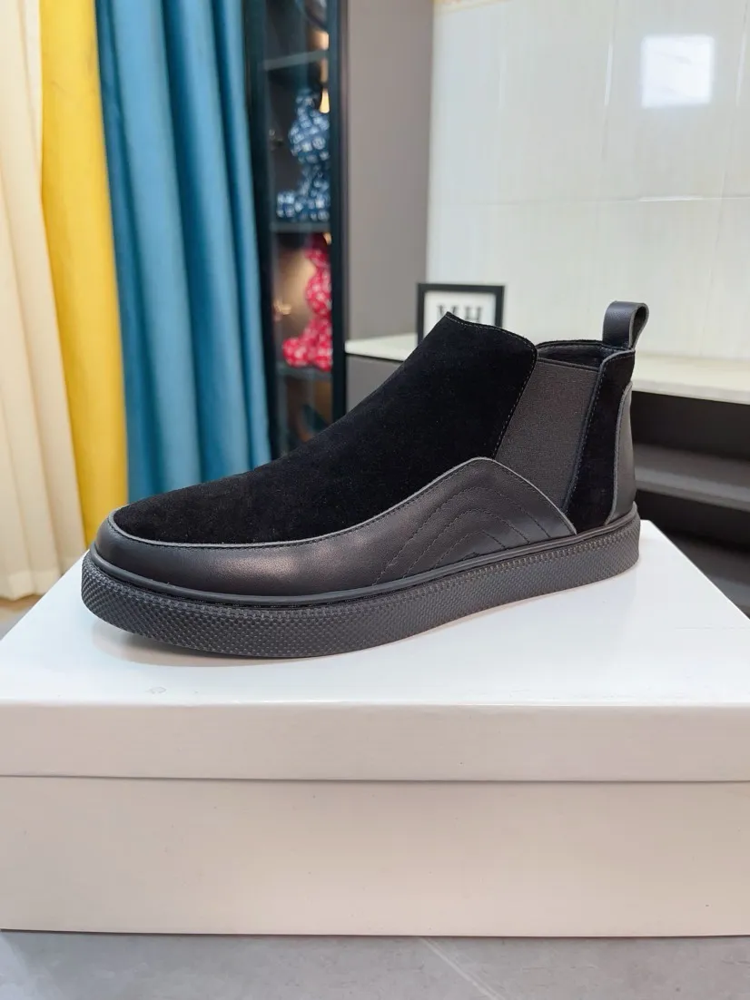 Men's shoes 💰440🌹🌹 [Prada] New high-top men's shoes for the Milan show are out, official website new model: 1 production 🔺original version, continuing the charm inheritance, innovation and tribute ⚫️Young and fashionable you must have 🎗movable feet and no smelly feet; imported cowhide mesh with wear-resistant rubber soles; suitable for all seasons, fashionable and versatile. Code number:38-44